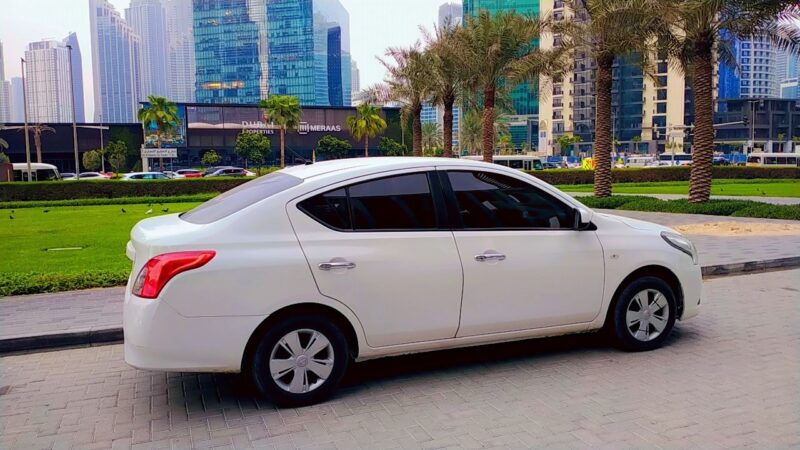 Nissan Sunny White