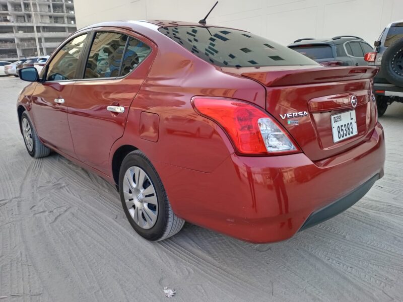 NISSAN-VERSA 2020 red Backside