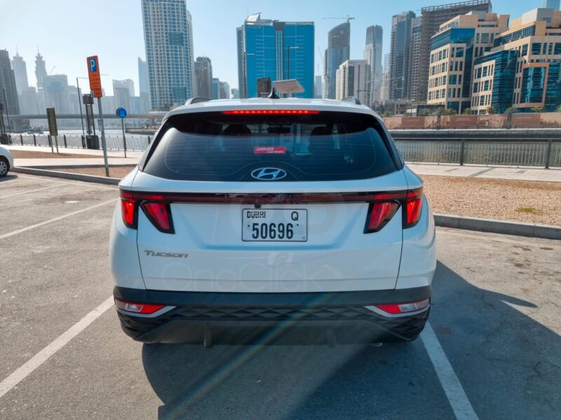 hyundai tucson white backside