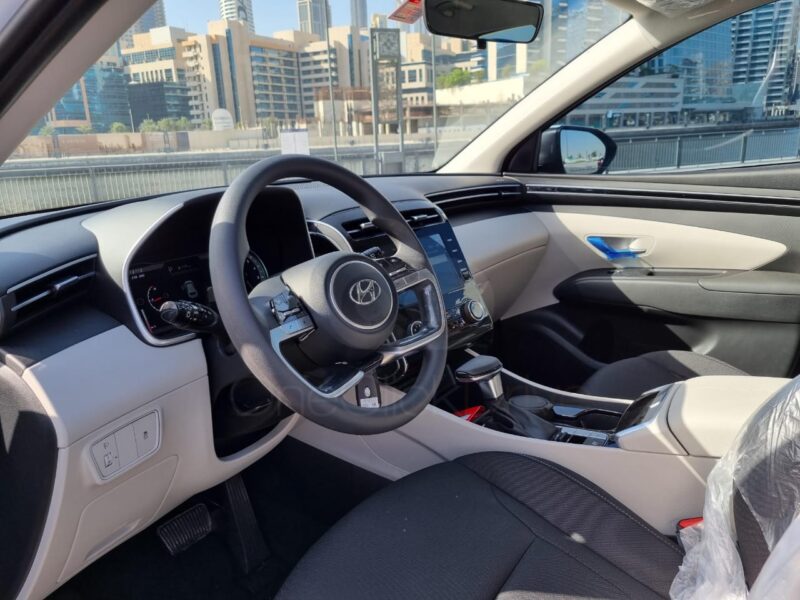 hyundai tucson white interior